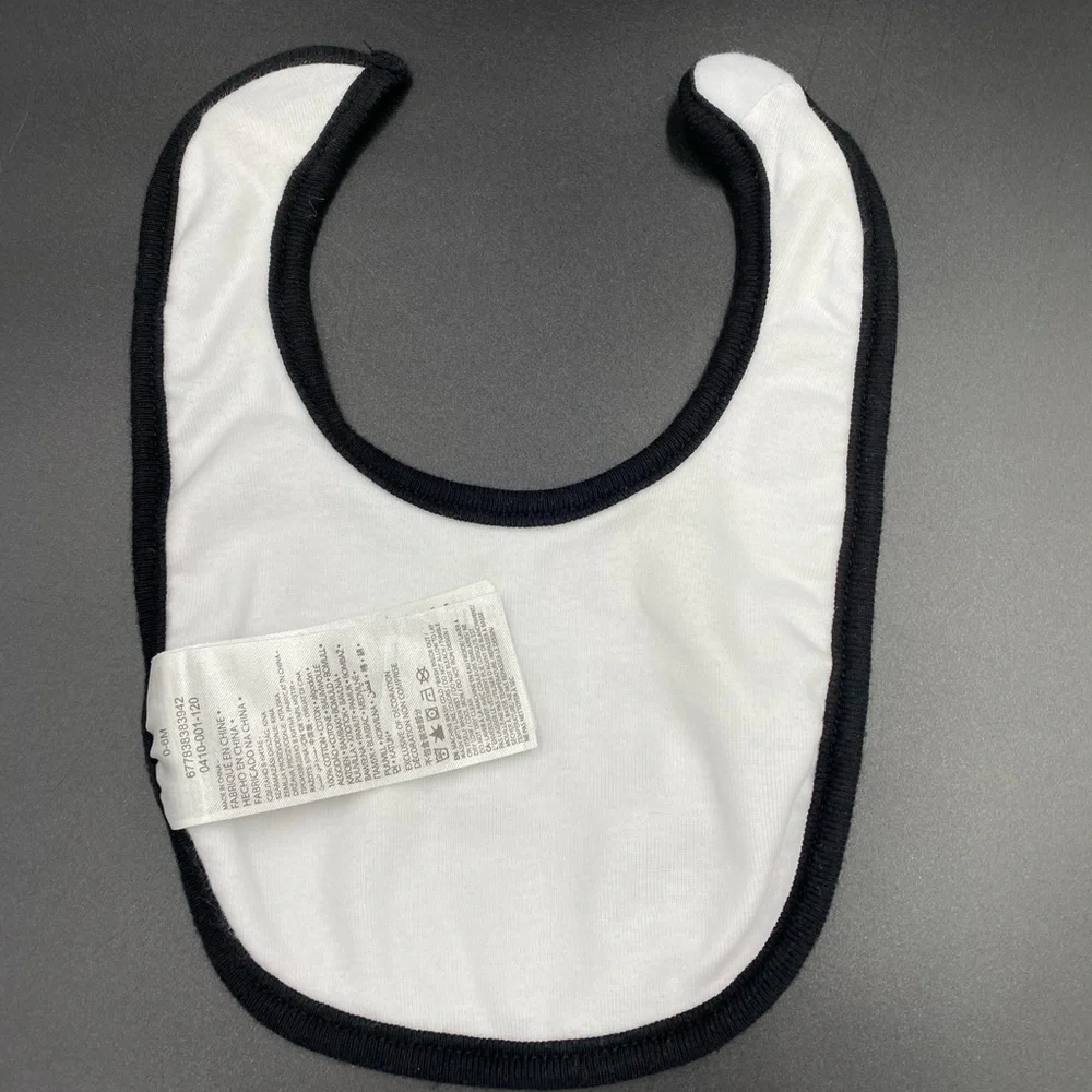 Nike baby infant 0-6 months white & black Bib